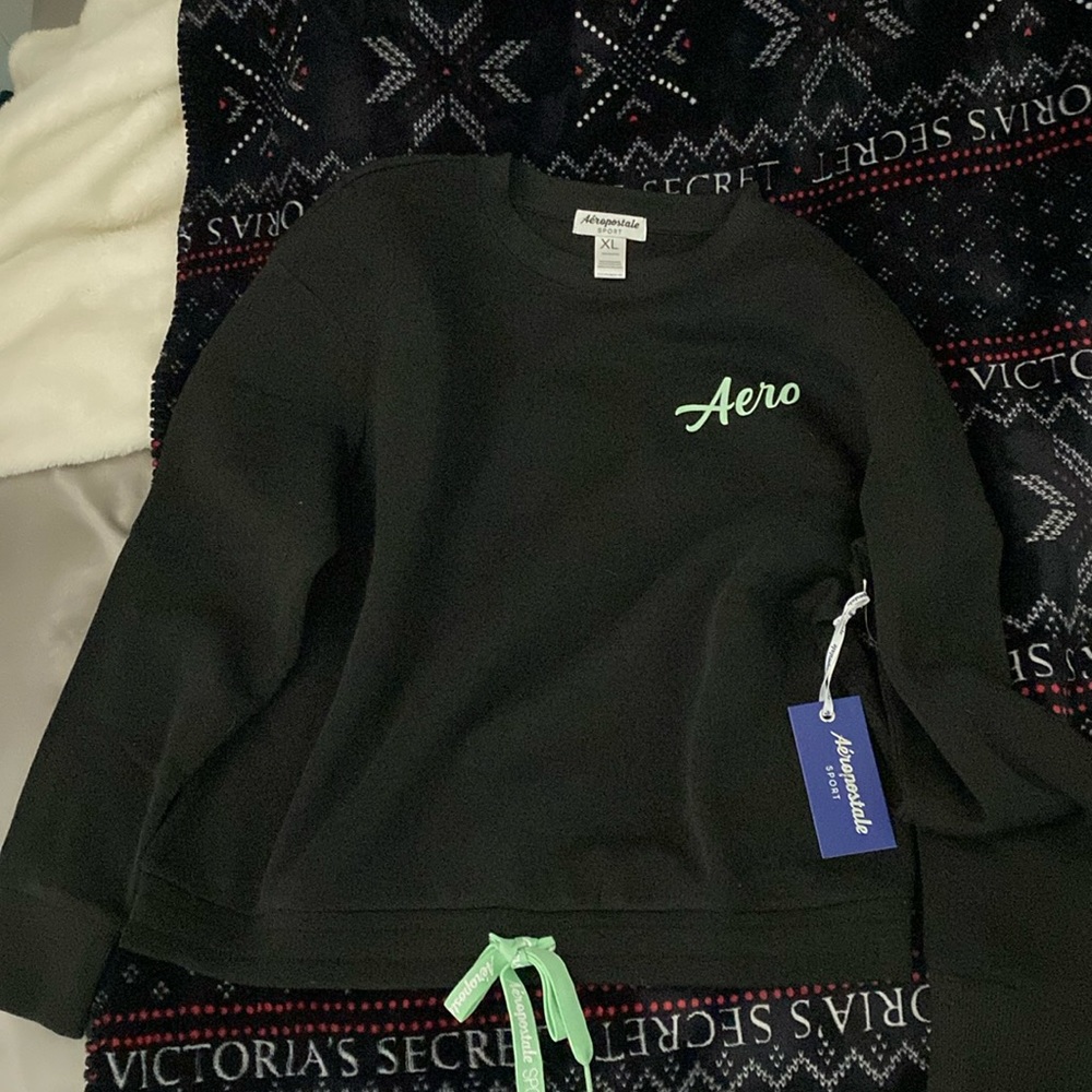Aeropostale sweater